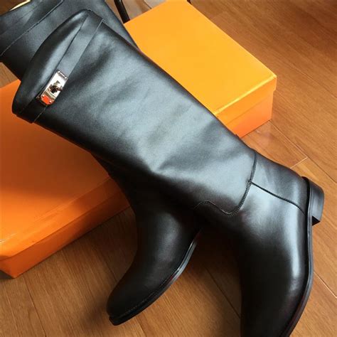 Botas de hermes .